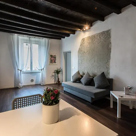 Casa Chiara 度假居 *